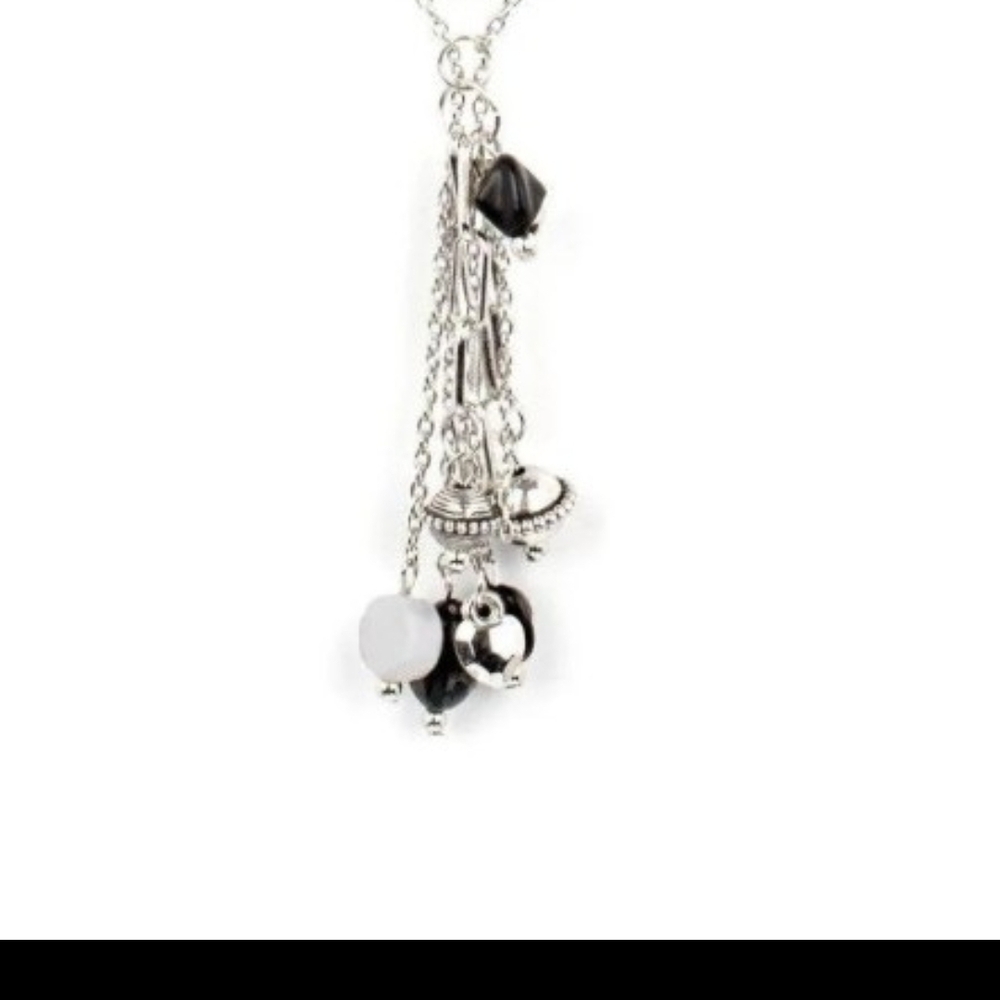 Paparazzi Silver and Black Statement Necklace Break A Leg! Fashion Jewelry - Picture 6 of 8